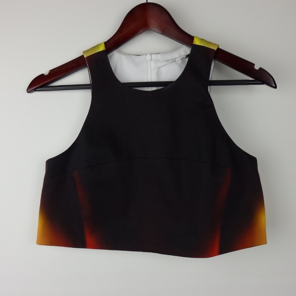 Black Halo Printed Tank Crop Top 2 - Picture 2 of 8